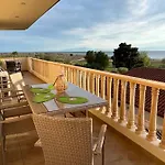 Heraklia Sea View Pool & Jacuzzi * Nea Iraklia