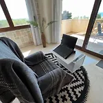 Villa Heraklia Sea View Pool & Jacuzzi *