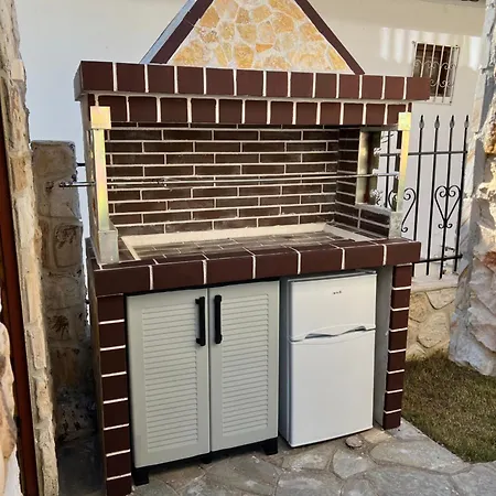 Heraklia Sea View Pool & Jacuzzi Nea Iraklia