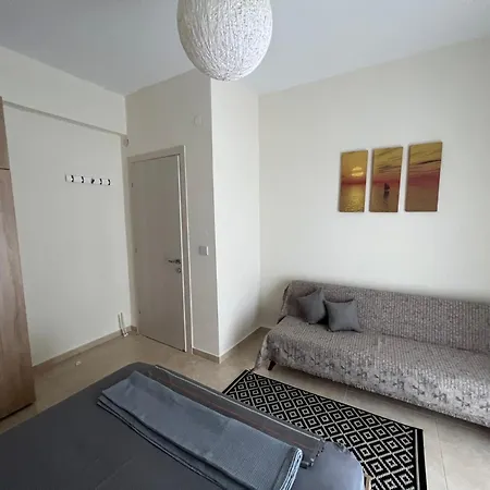Heraklia Sea View Pool & Jacuzzi Villa *