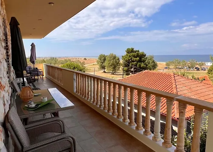Heraklia Sea View Pool & Jacuzzi *