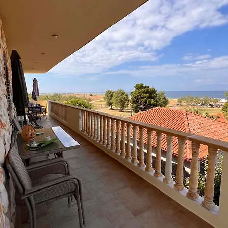 Heraklia Sea View Pool&jacuzzi *