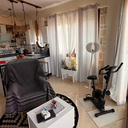 فيلة Heraklia Sea View Pool & Jacuzzi *