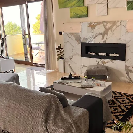 Heraklia Sea View Pool & Jacuzzi *